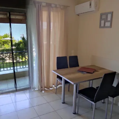 Catamaran Corfu Hotel apartamentowy Acharavi (Corfu)