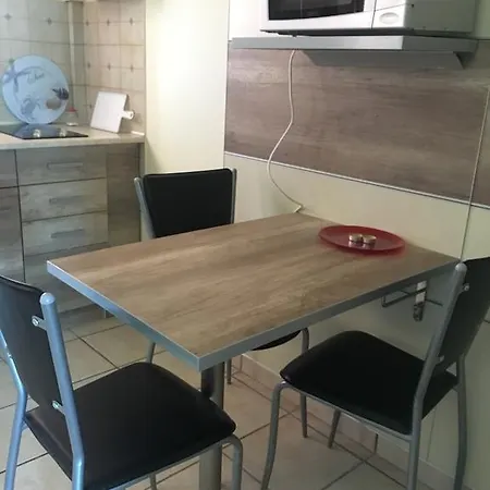 Hotel apartamentowy Catamaran Corfu 3*